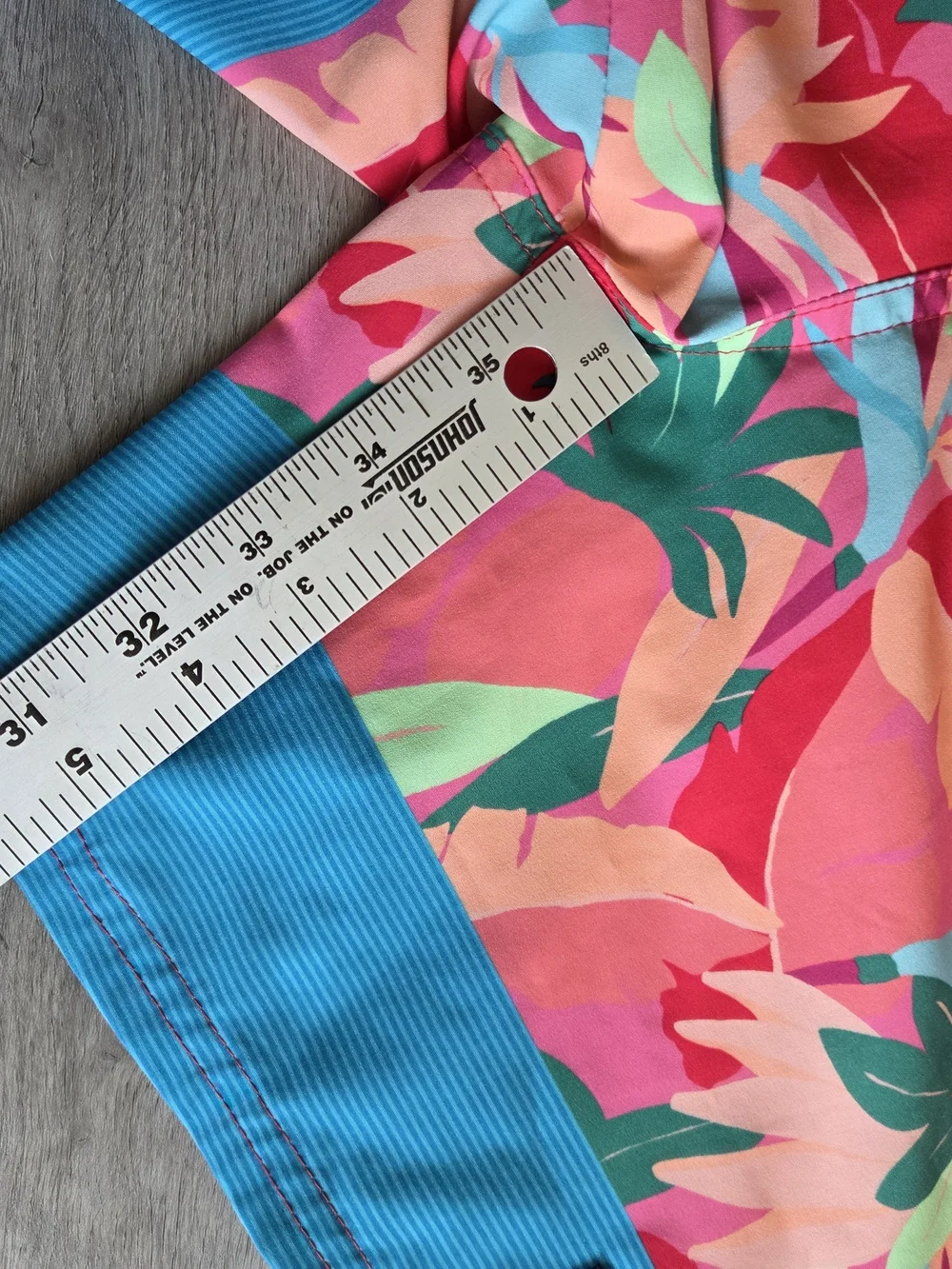 Vineyard Vines Boys Swim Trunks Small